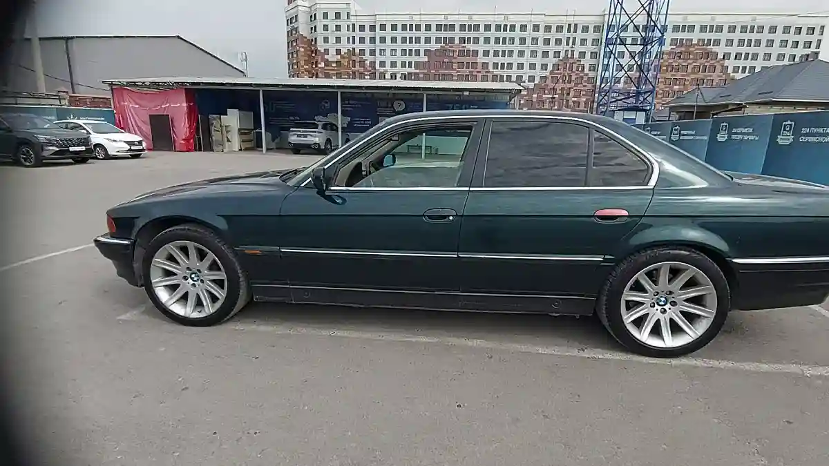 BMW 7 серии 1997 года за 3 100 000 тг. в Шымкент