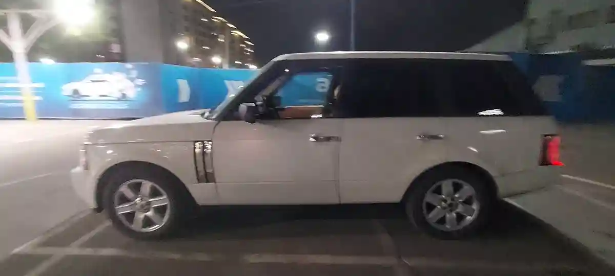 Land Rover Range Rover 2004 года за 3 420 000 тг. в Алматы