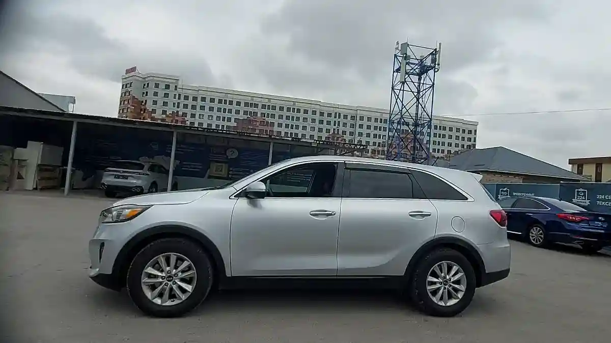 Kia Sorento 2019 года за 12 000 000 тг. в Шымкент