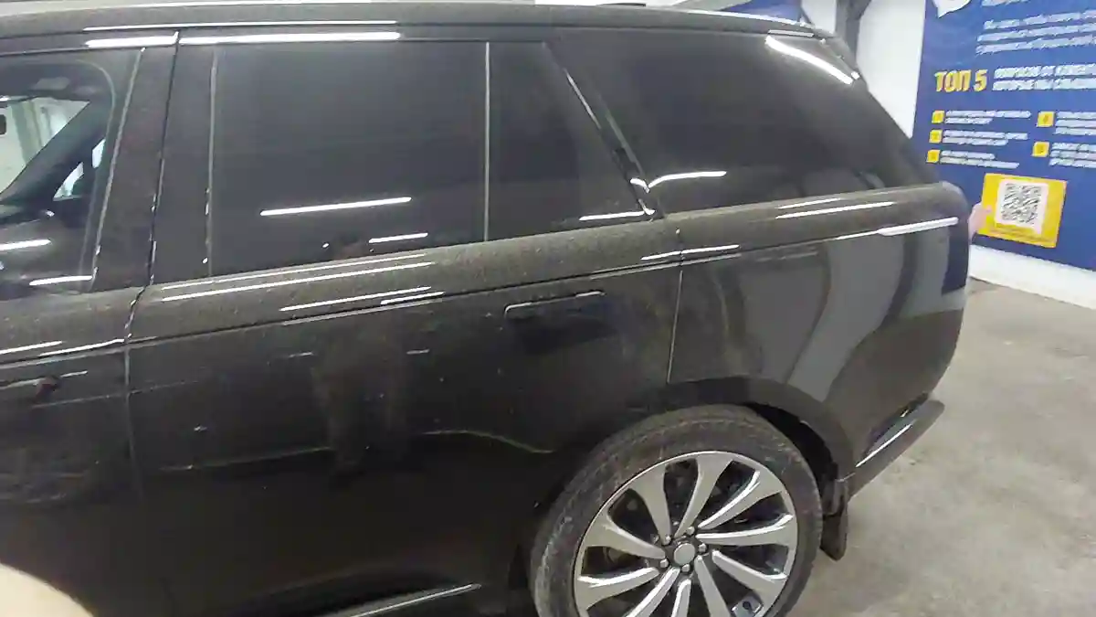 Land Rover Range Rover 2023 года за 120 000 000 тг. в Астана