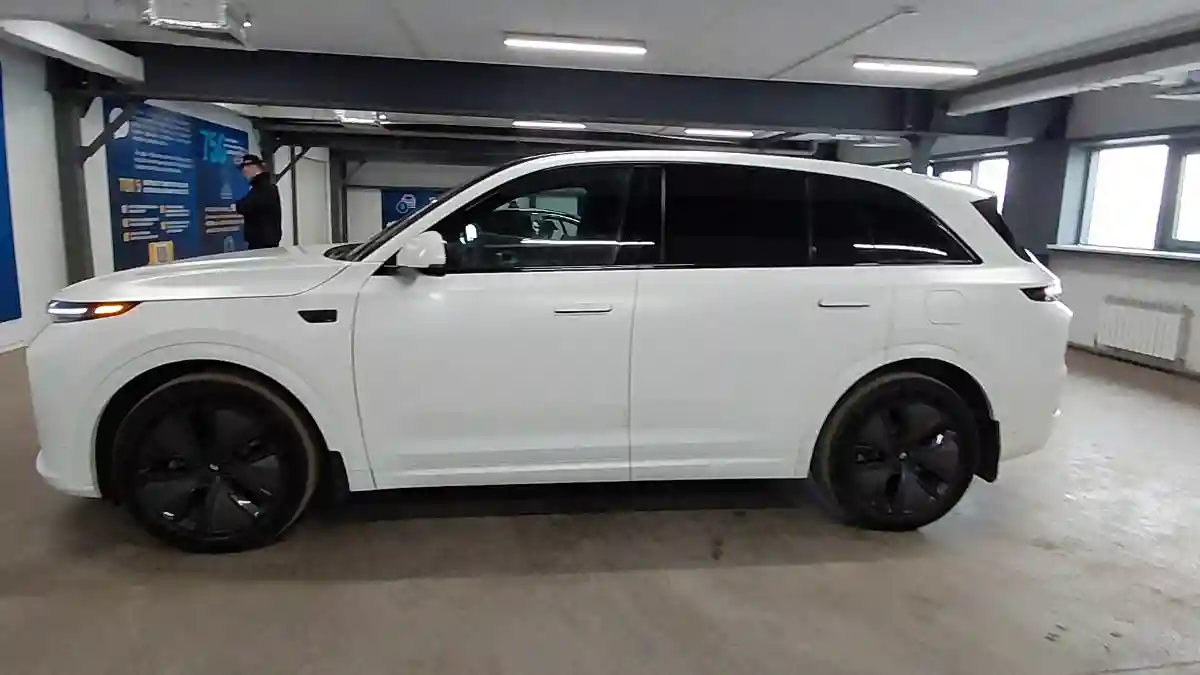 LiXiang L7 2024 года за 22 000 000 тг. в Астана