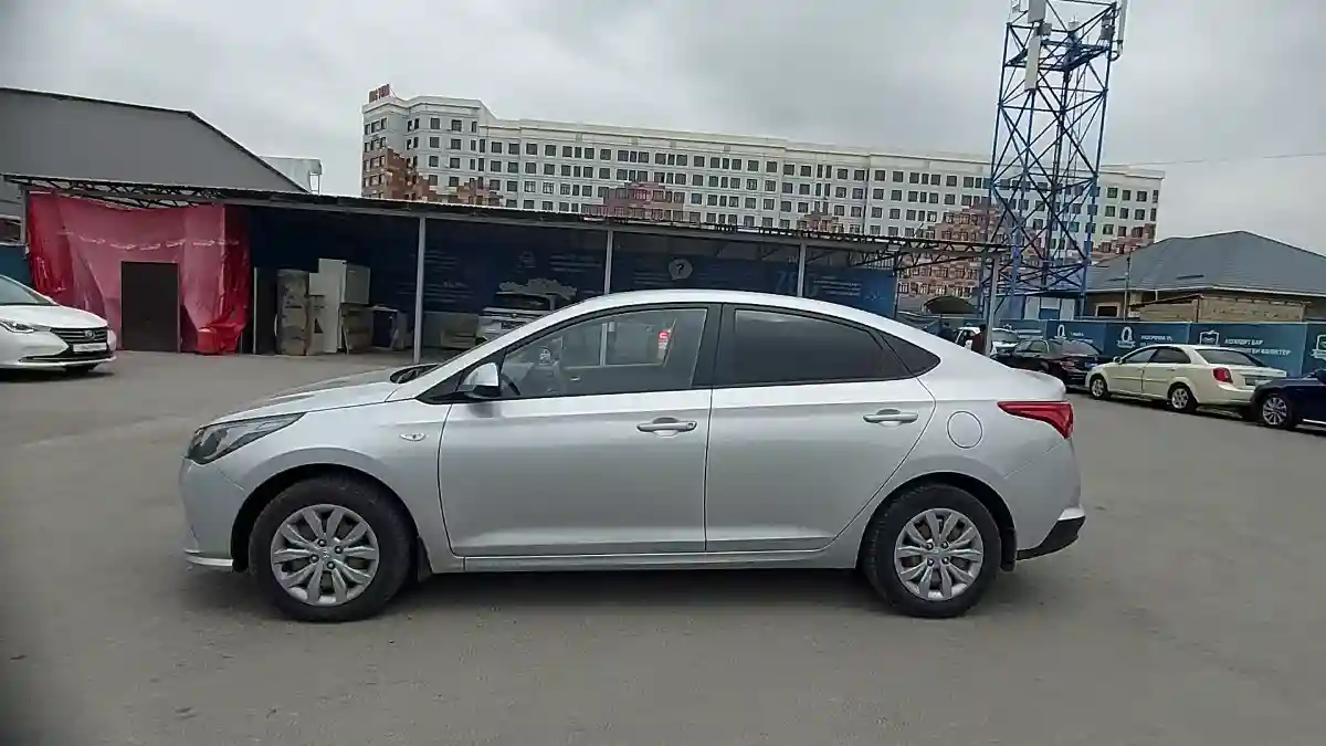 Hyundai Accent 2021 года за 7 200 000 тг. в Шымкент