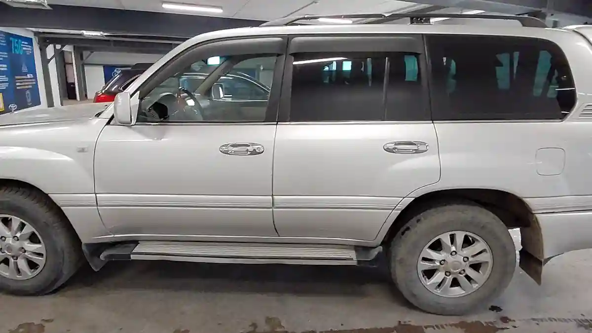 Toyota Land Cruiser 2006 года за 12 000 000 тг. в Астана