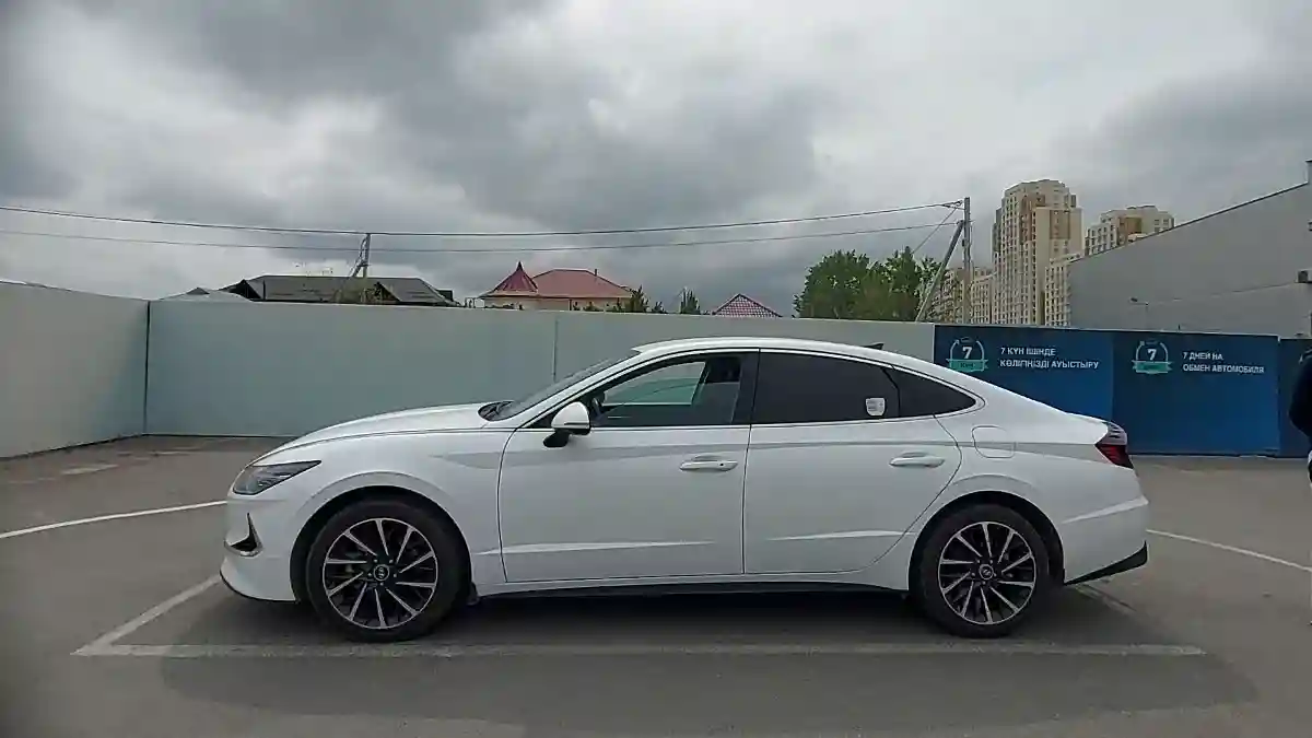 Hyundai Sonata 2023 года за 13 500 000 тг. в Шымкент