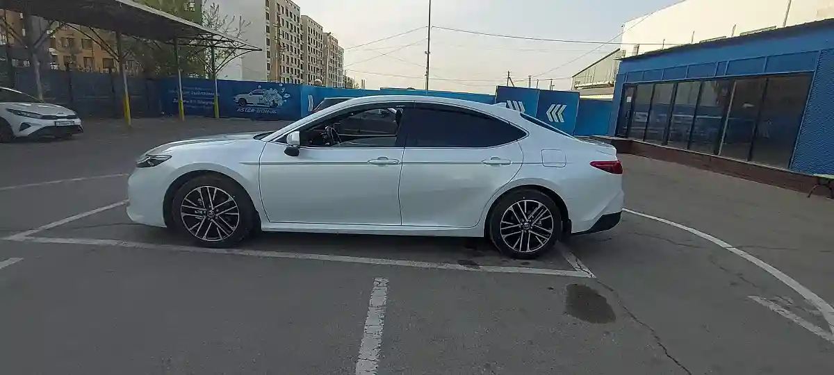 Toyota Camry 2026 года за 22 000 000 тг. в Алматы