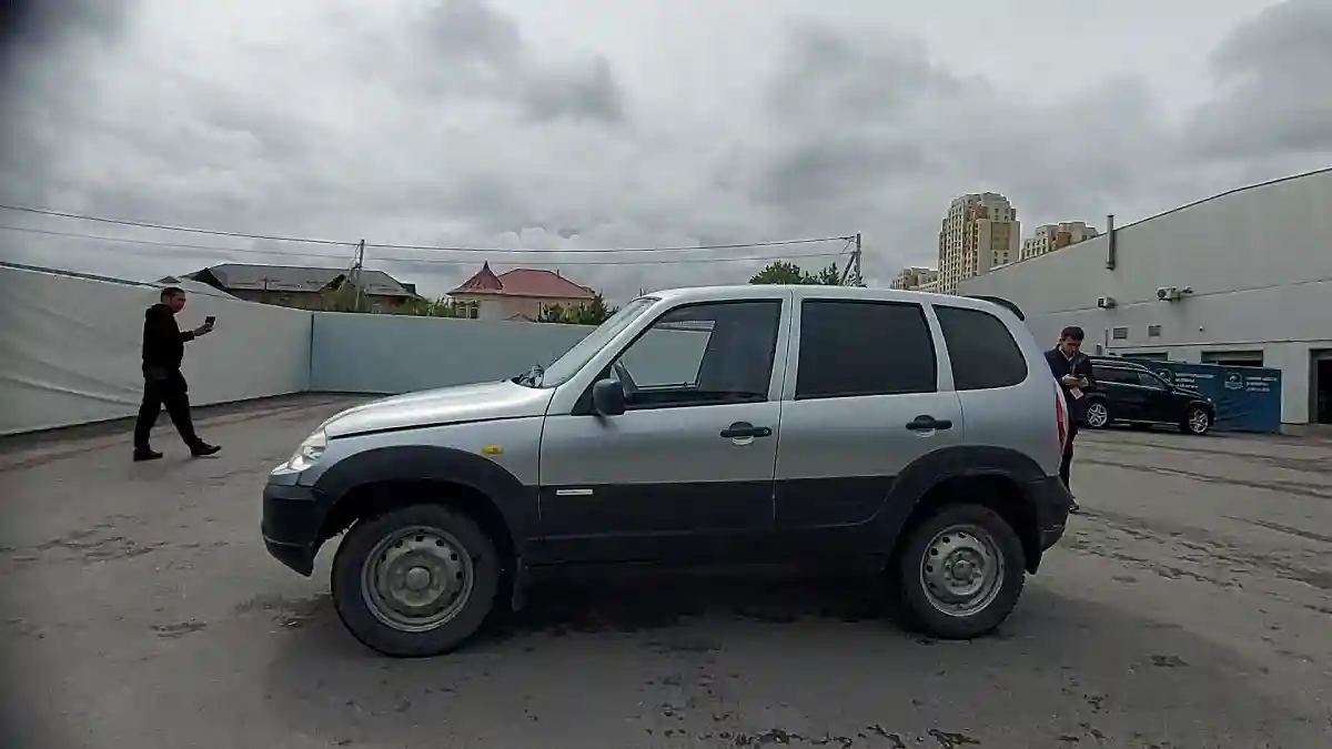 Chevrolet Niva 2011 года за 2 300 000 тг. в Шымкент