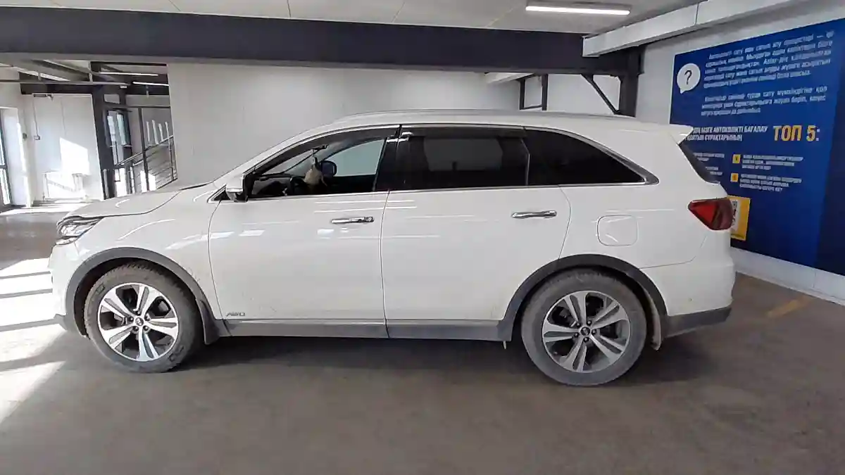 Kia Sorento 2020 года за 12 500 000 тг. в Астана