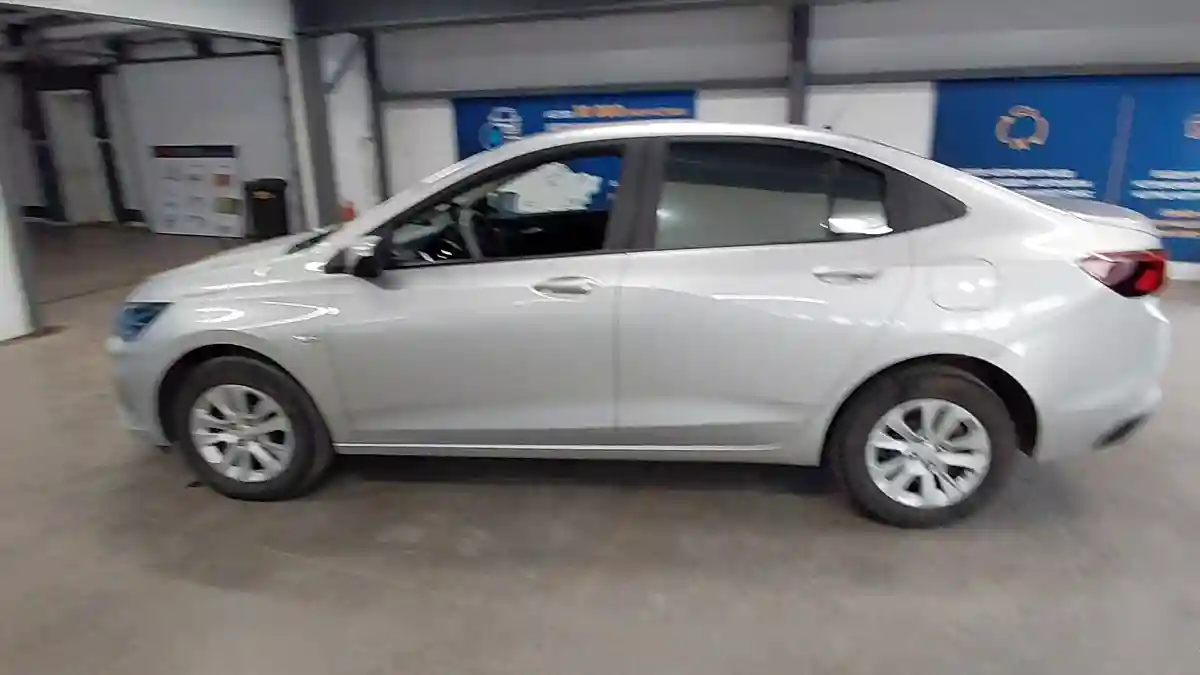 Chevrolet Onix 2023 года за 6 000 000 тг. в Астана