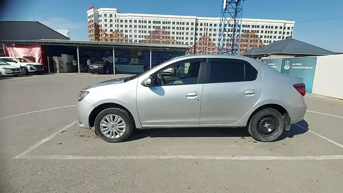 Renault Logan 2017 года за 3 500 000 тг. в Шымкент