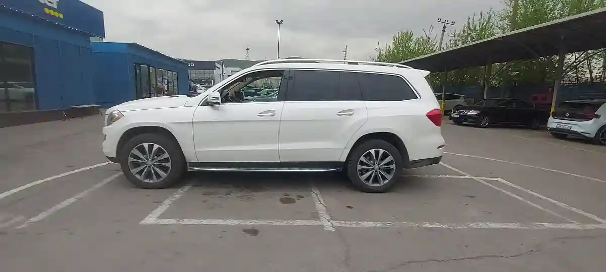 Mercedes-Benz GL-Класс 2014 года за 18 000 000 тг. в Алматы