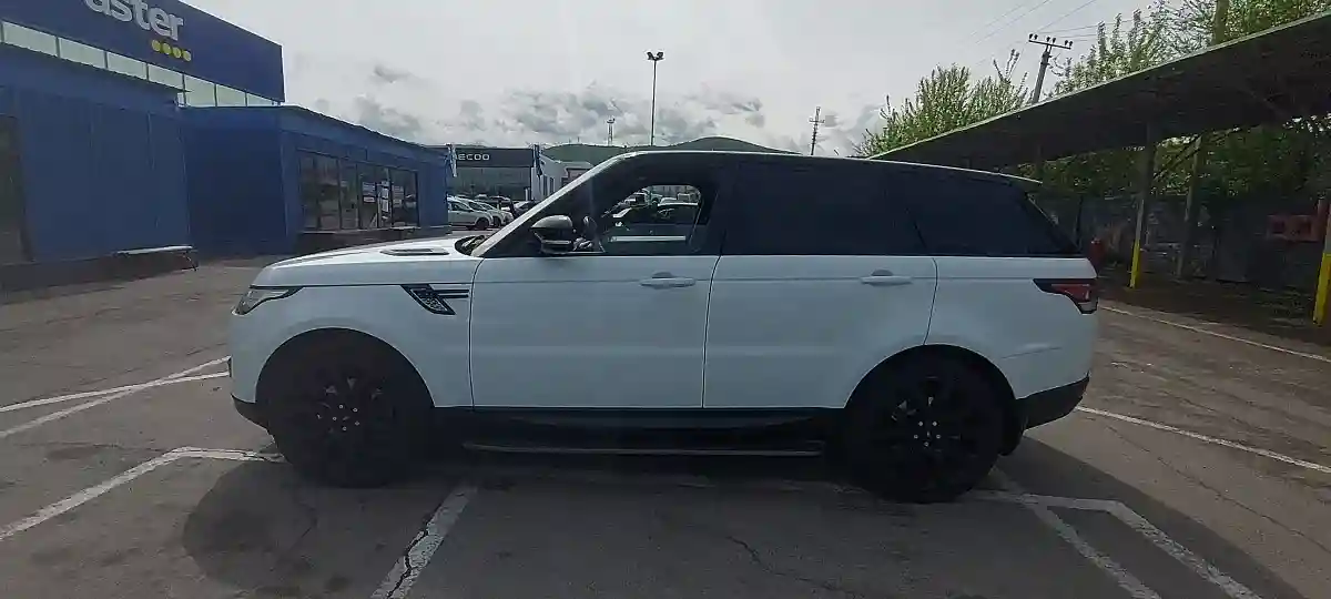 Land Rover Range Rover Sport 2015 года за 21 000 000 тг. в Алматы
