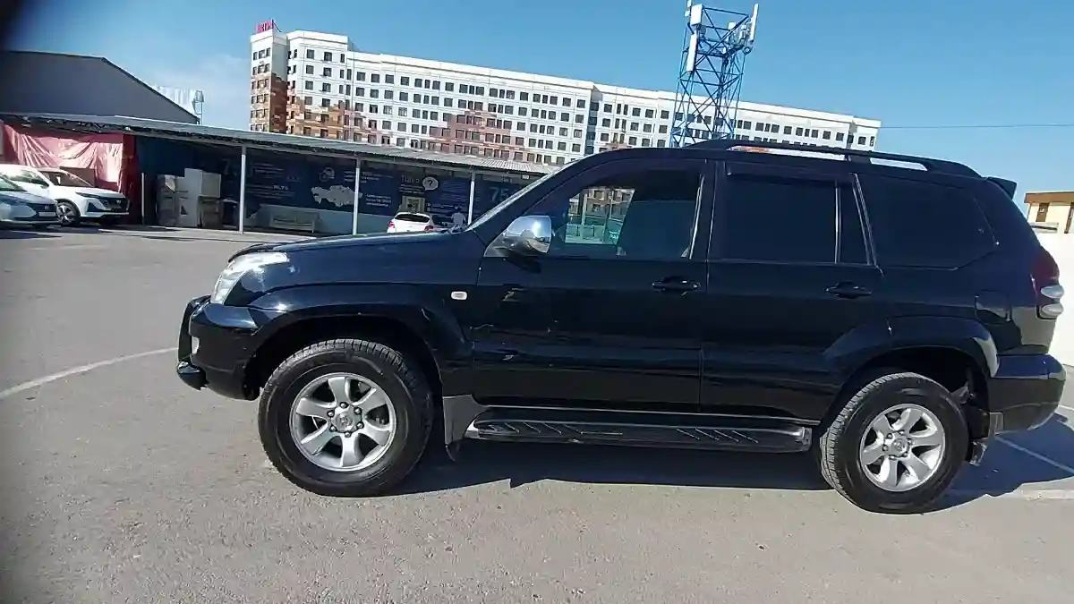 Toyota Land Cruiser Prado 2006 года за 11 000 000 тг. в Шымкент