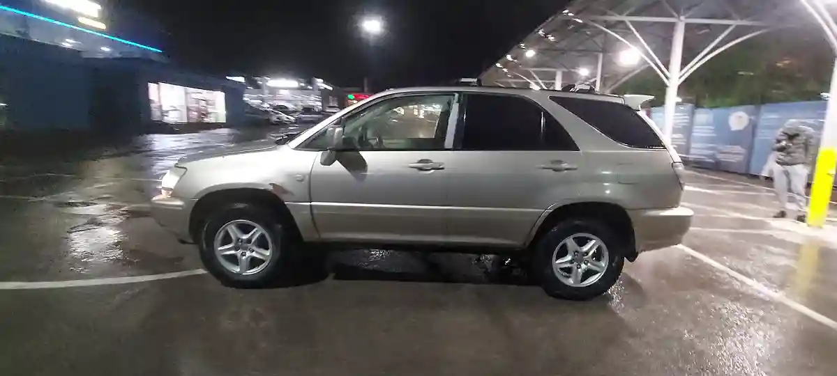 Toyota Harrier 1998 года за 3 300 000 тг. в Алматы