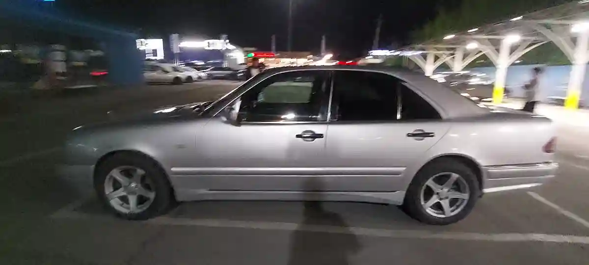 Mercedes-Benz E-Класс 1996 года за 3 000 000 тг. в Алматы