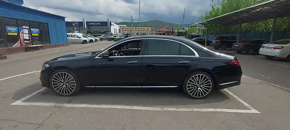 Mercedes-Benz S-Класс 2022 года за 60 000 000 тг. в Алматы
