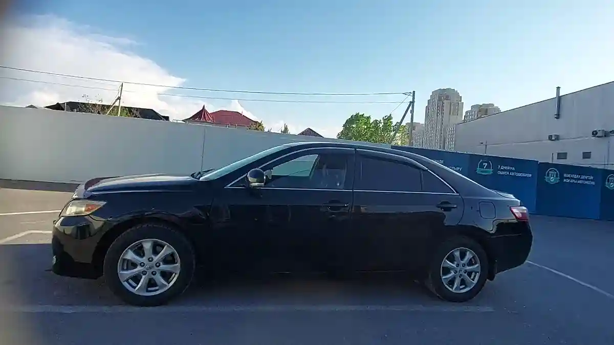 Toyota Camry 2011 года за 7 500 000 тг. в Шымкент