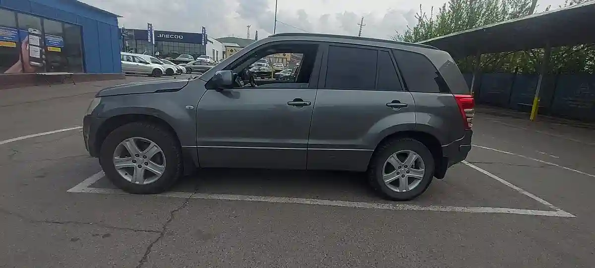 Suzuki Grand Vitara 2005 года за 4 500 000 тг. в Алматы