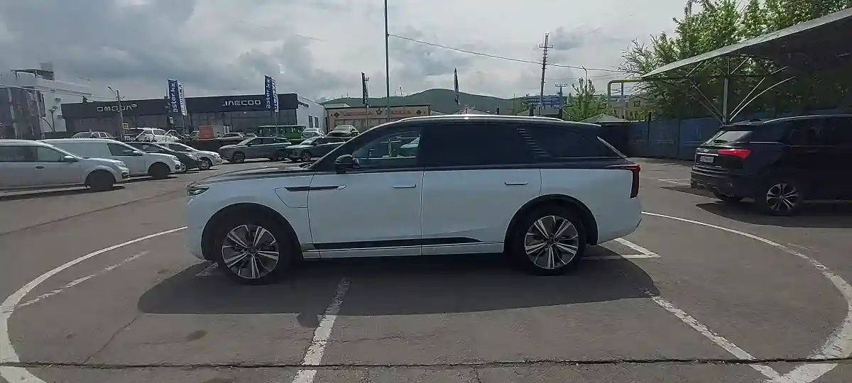 Hongqi E-HS9 2021 года за 40 000 000 тг. в Алматы