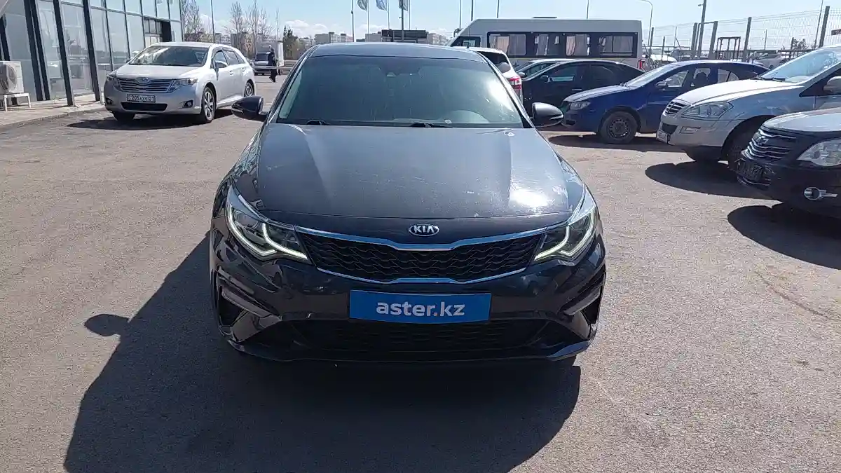 Kia Optima 2018 года за 9 000 000 тг. в Астана