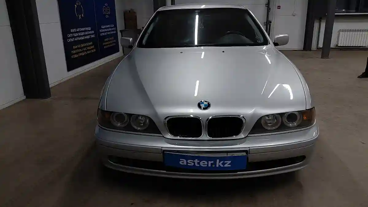 BMW 5 серии 2001 года за 4 200 000 тг. в Астана