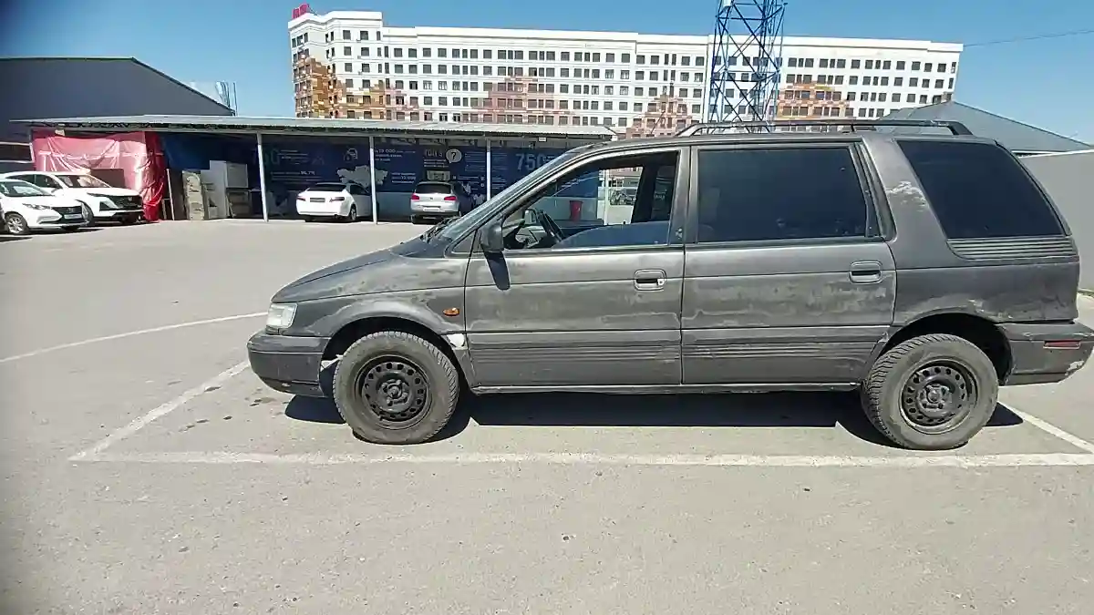 Mitsubishi Space Wagon 1992 года за 1 400 000 тг. в Шымкент