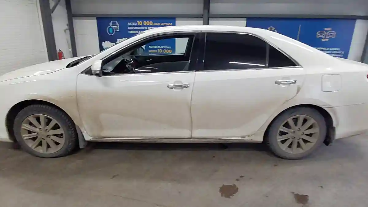Toyota Camry 2012 года за 10 000 000 тг. в Астана