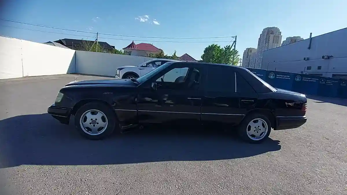Mercedes-Benz E-Класс 1994 года за 1 200 000 тг. в Шымкент