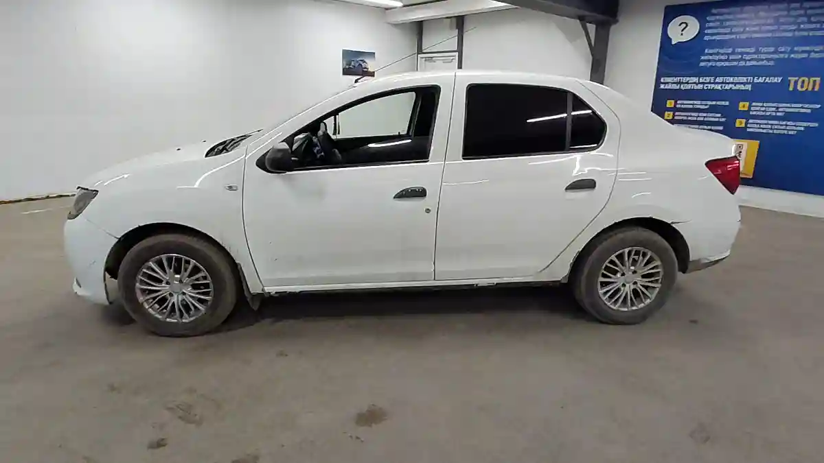 Renault Logan 2015 года за 2 500 000 тг. в Астана