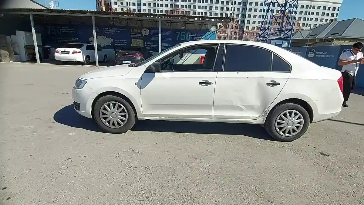 Skoda Rapid 2014 года за 4 000 000 тг. в Шымкент
