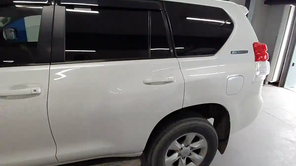 Toyota Land Cruiser Prado 2012 года за 14 900 000 тг. в Астана