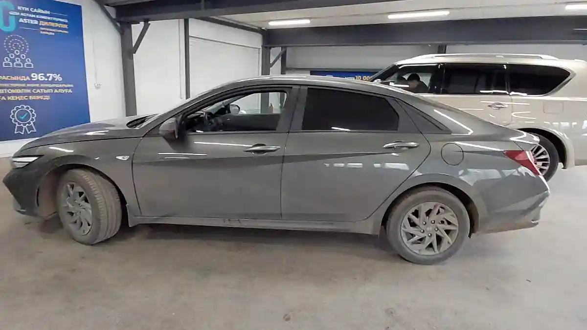 Hyundai Elantra 2024 года за 9 000 000 тг. в Астана