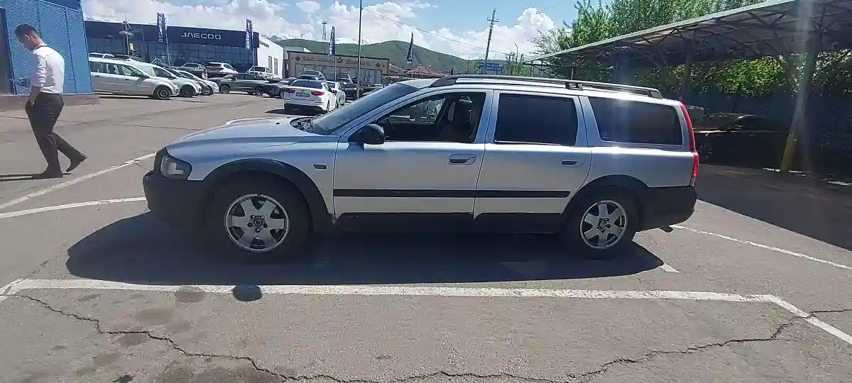 Volvo V70 2002 года за 3 000 000 тг. в Алматы