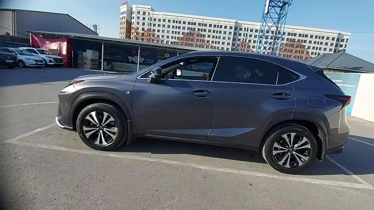 Lexus NX 2020 года за 17 000 000 тг. в Шымкент