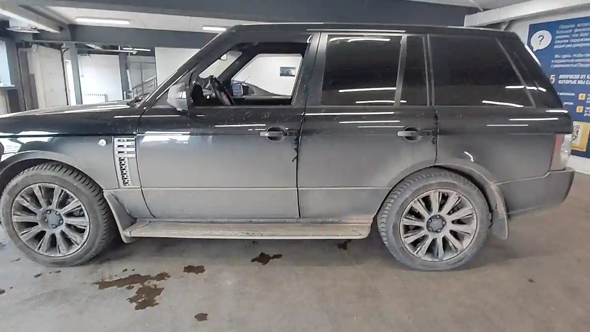 Land Rover Range Rover 2010 года за 12 000 000 тг. в Астана