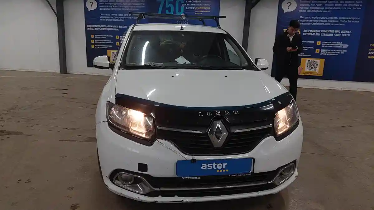 Renault Logan 2016 года за 4 000 000 тг. в Астана