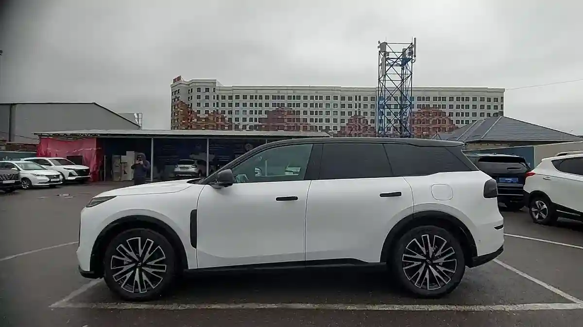 Changan Qiyuan Q07 2025 года за 16 000 000 тг. в Шымкент