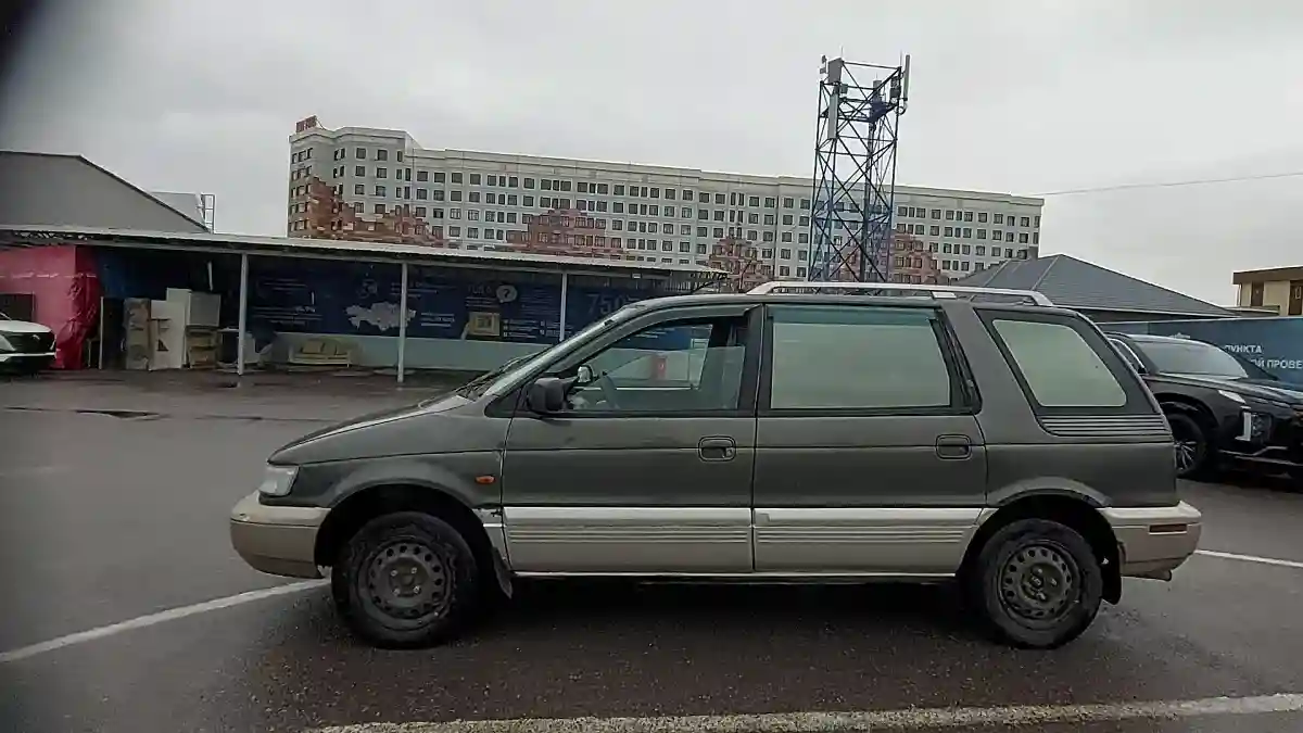 Mitsubishi Space Wagon 1993 года за 1 200 000 тг. в Шымкент