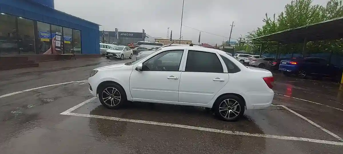 LADA (ВАЗ) Granta 2019 года за 2 200 000 тг. в Алматы