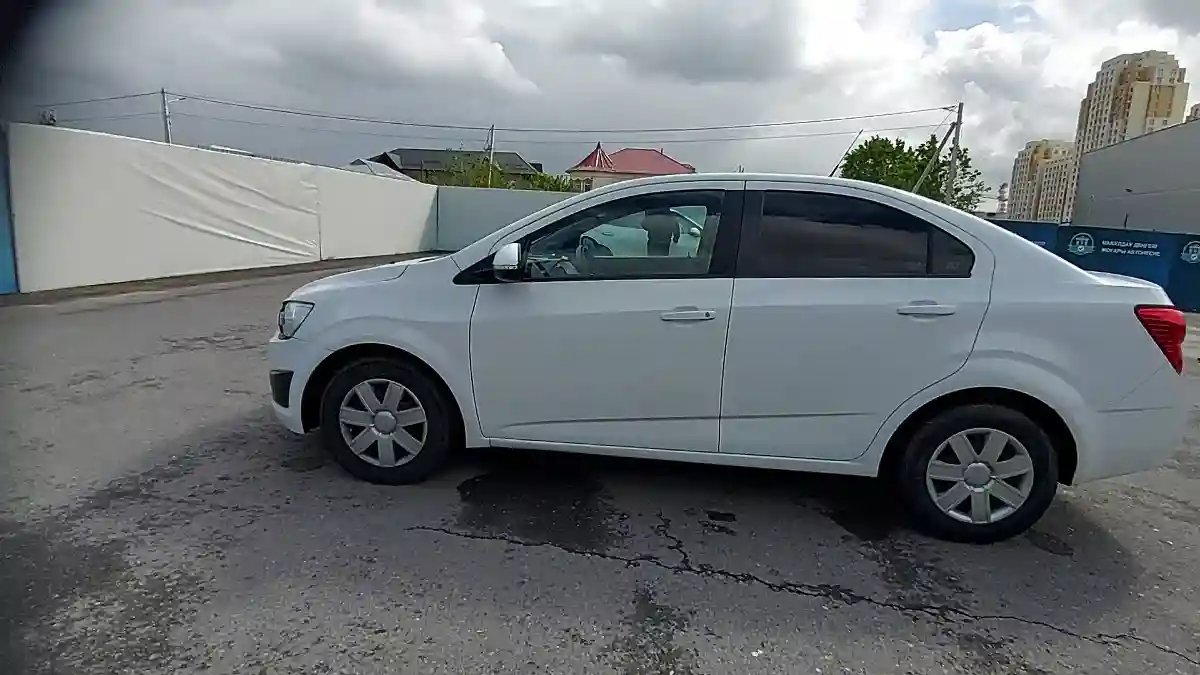 Chevrolet Aveo 2014 года за 3 400 000 тг. в Шымкент