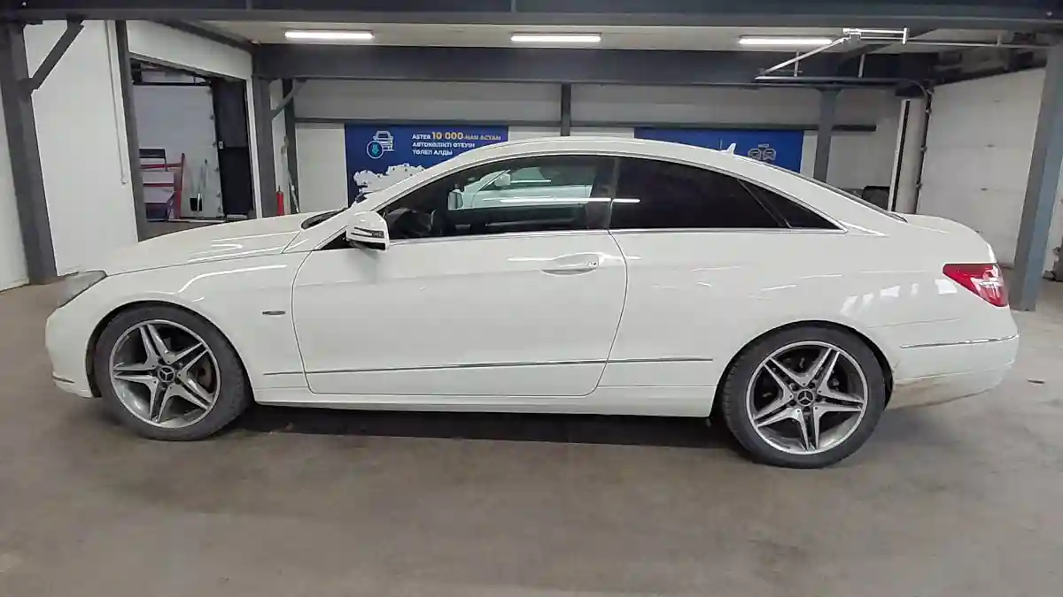 Mercedes-Benz E-Класс 2010 года за 8 000 000 тг. в Астана