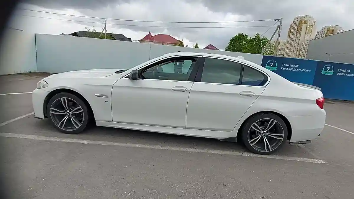 BMW 5 серии 2012 года за 10 000 000 тг. в Шымкент