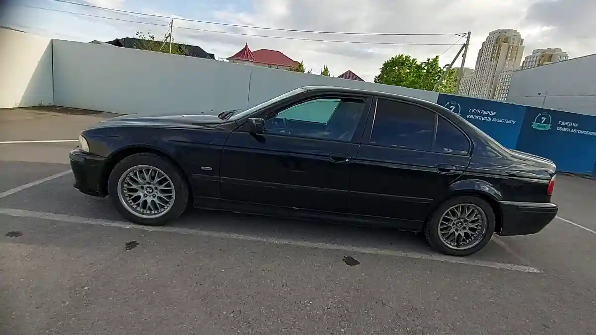 BMW 5 серии 2003 года за 5 500 000 тг. в Шымкент
