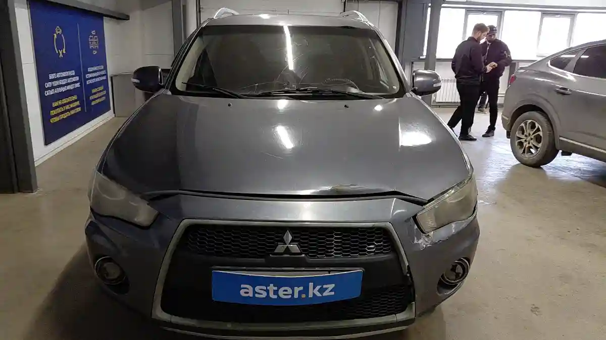 Mitsubishi Outlander 2010 года за 4 500 000 тг. в Астана