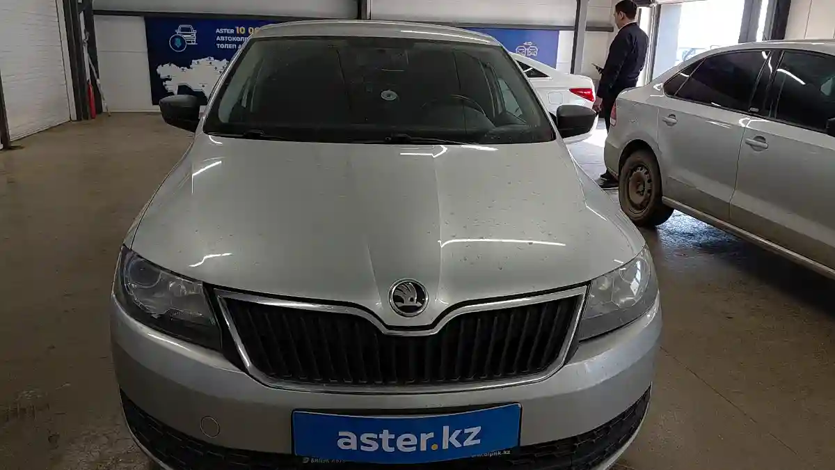 Skoda Rapid 2015 года за 4 500 000 тг. в Астана