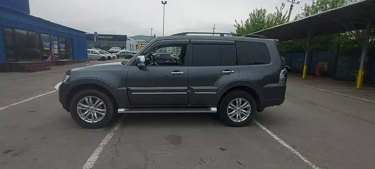 Mitsubishi Pajero 2019 года за 17 000 000 тг. в Алматы