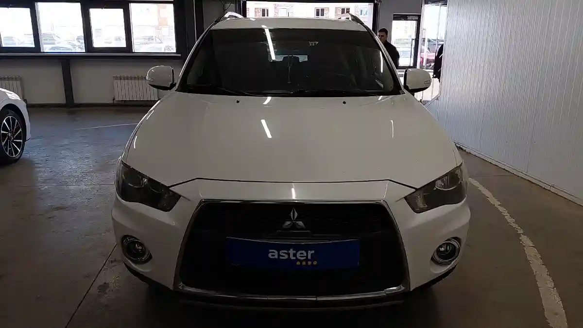 Mitsubishi Outlander 2011 года за 6 000 000 тг. в Астана