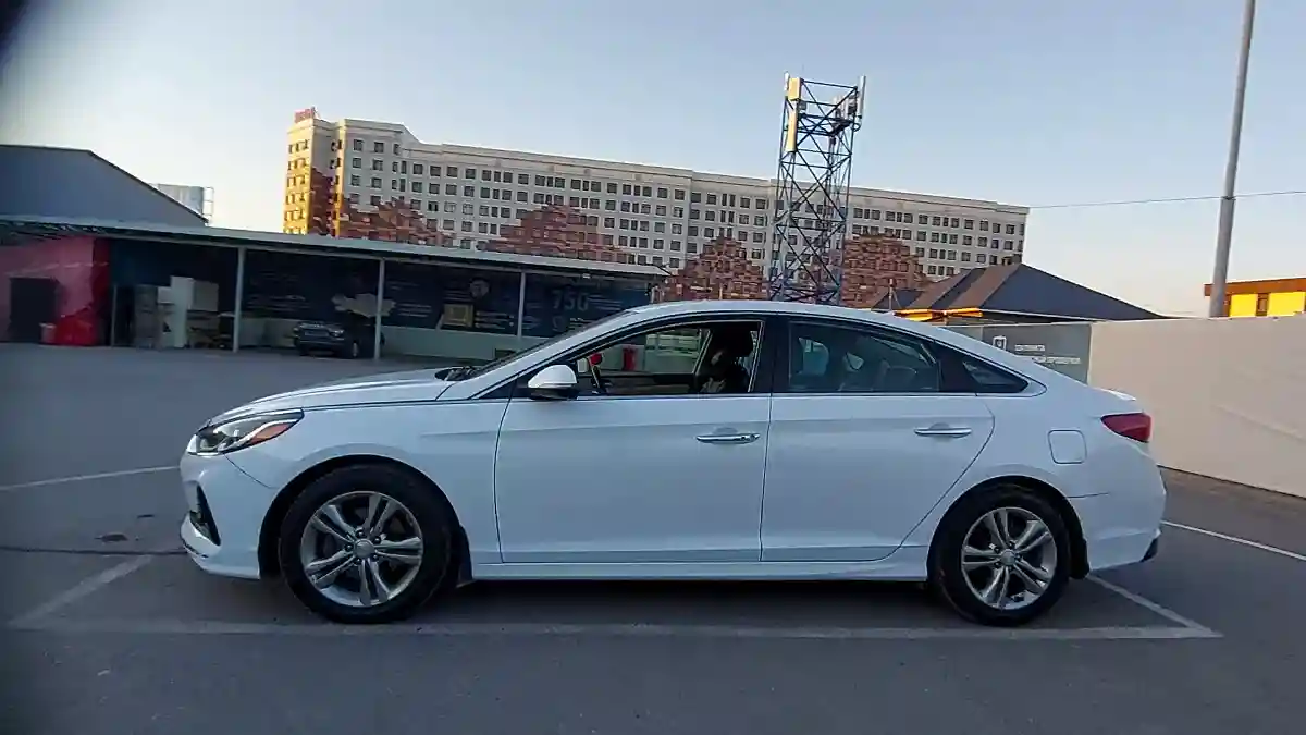Hyundai Sonata 2017 года за 8 000 000 тг. в Шымкент