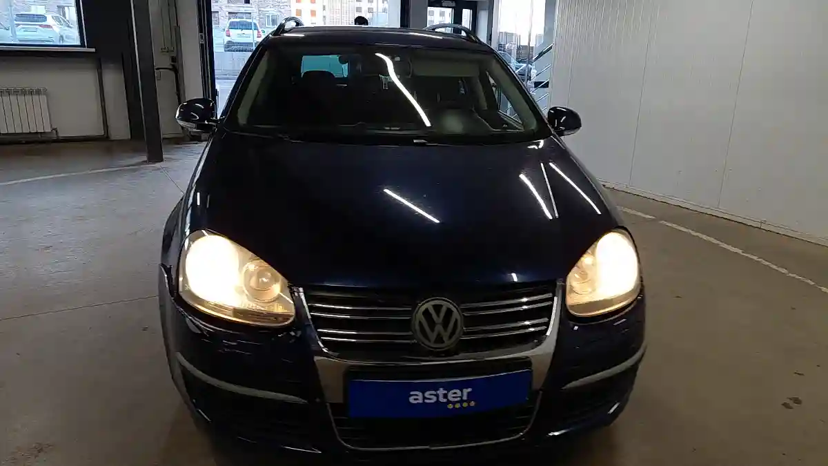 Volkswagen Golf 2008 года за 3 000 000 тг. в Астана