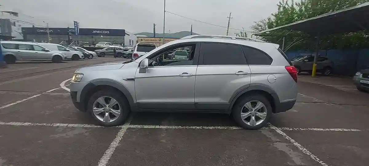 Chevrolet Captiva 2011 года за 6 000 000 тг. в Алматы