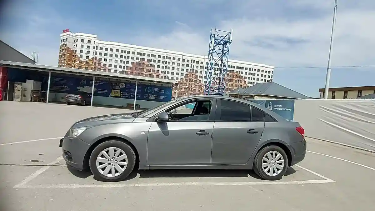 Chevrolet Cruze 2011 года за 2 540 000 тг. в Шымкент